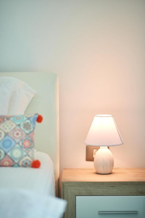 Sophie Apartment Spa N Pool Beach Resort นาโวดาริ ภายนอก รูปภาพ